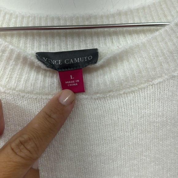 Size Large - Picture 2 of 3